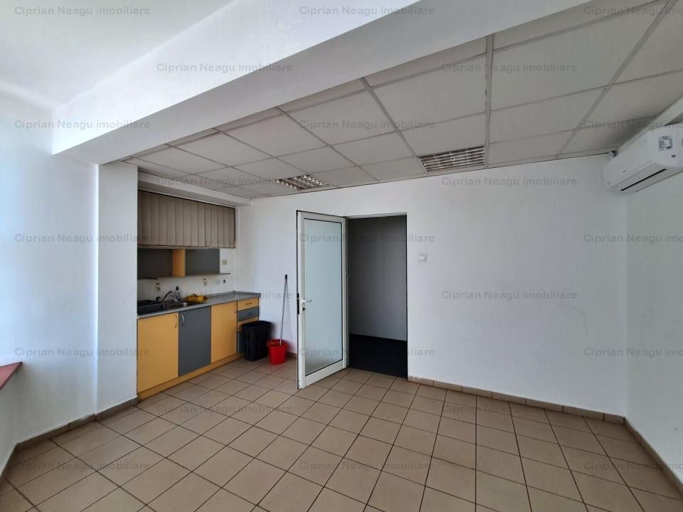 COMISION 0% - Spațiu de birouri la Bulevard principal, Pitesti - Poză 11