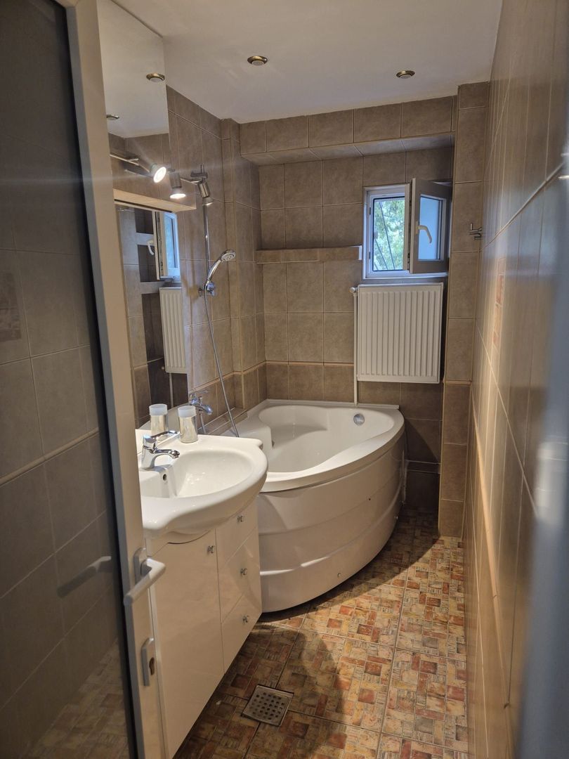 APARTAMENT MODERN 3 CAMERE ZONA LACUL MORII / CRANGASI - Poză 8