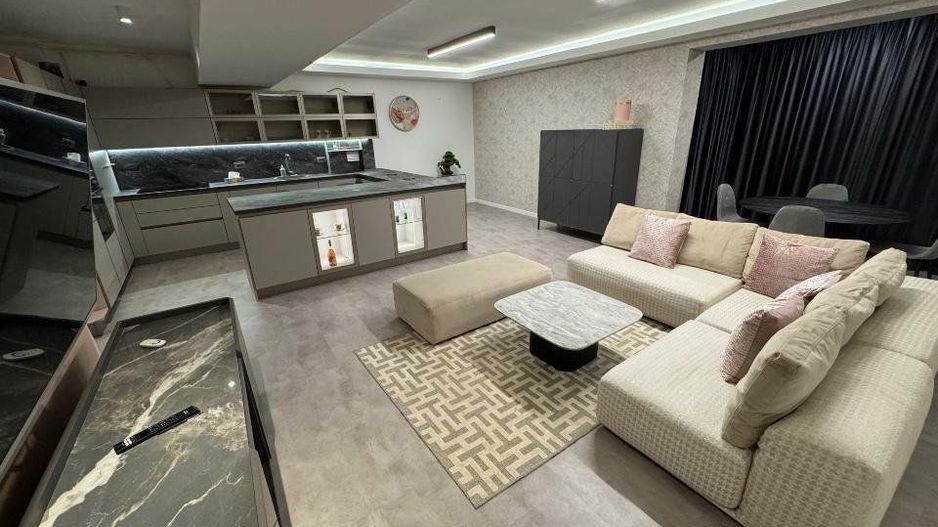 INCHIRIERE APARTAMENT 3 CAMERE I ZONA IANCU NICOLAE - Poză 1