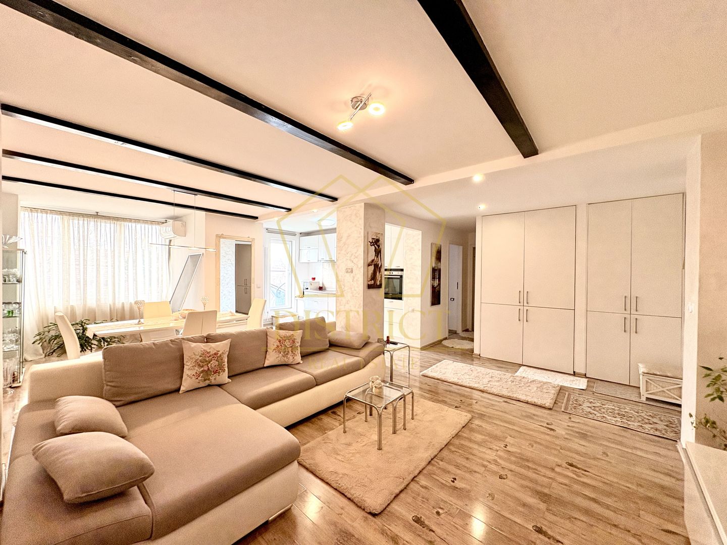 Apartament superb cu 3 camere, mobilat si utilat | Girocului | Profi - Poză 1