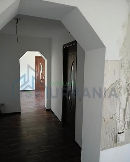 Apartament 2 camere, Tomesti, bloc reabilitat termic - Poză 1
