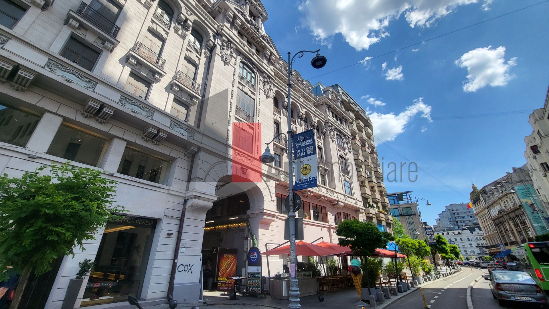 Apartamentul "REHEGUA" , stradal, bloc "REABILITAT" - Poză 2