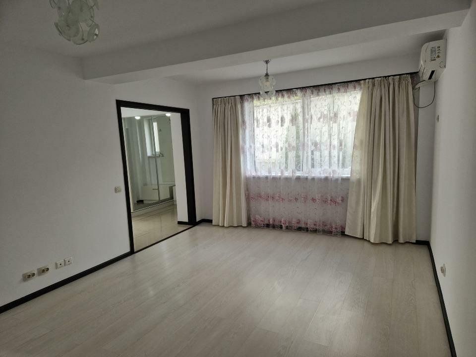 Vanzare apartament 3 camere, Bucureşti, Sector 3, Str Ilioara - Poză 5