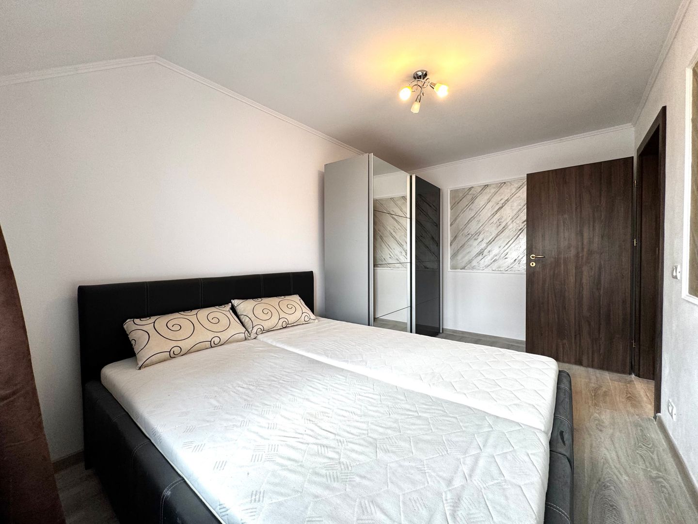 Duplex cu teren generos, Dumbrăvița - Parc - Poză 16