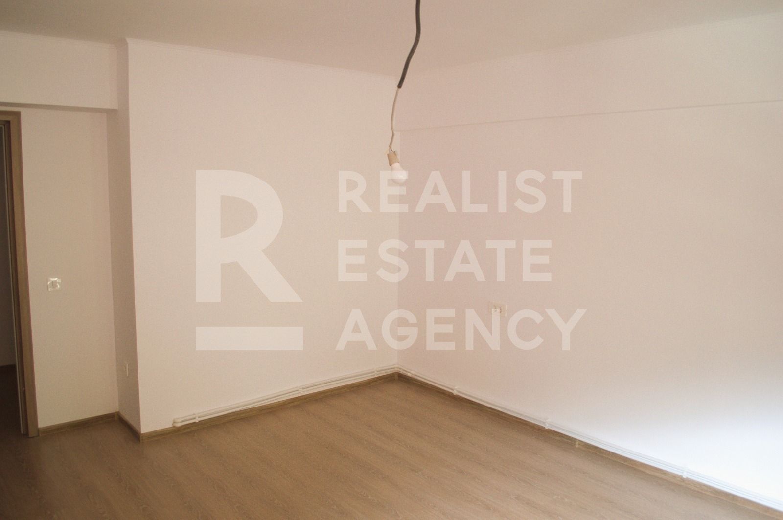 Apartament, 4 camere, Predeal, județul Brașov - Poză 10