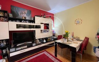 Apartament cu 3 camere la curte comuna de vanzare, Orasul Nou, Oradea - Poză 3