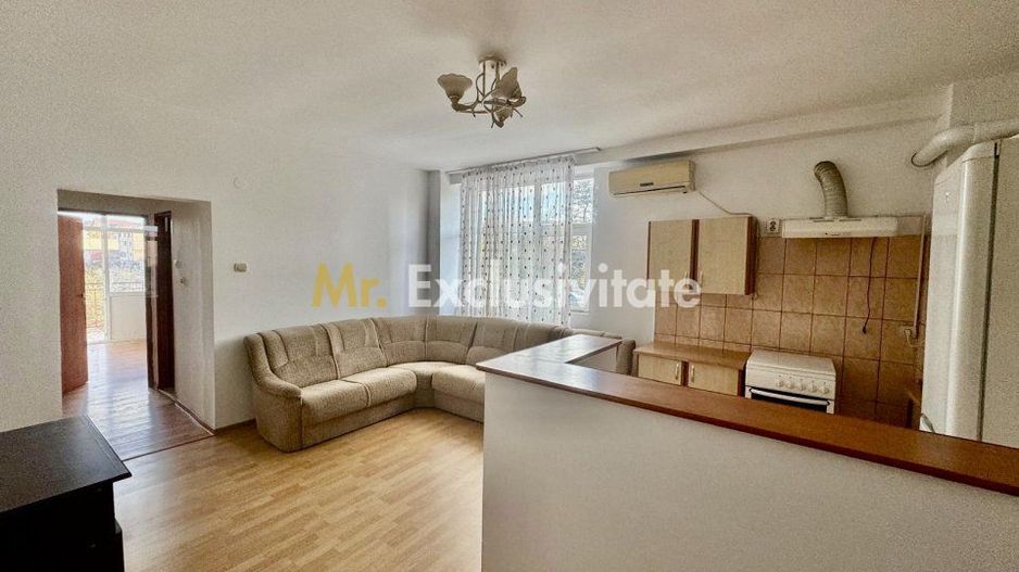 Apartament 2 camere, etaj 3, zona Teilor - Poză 1