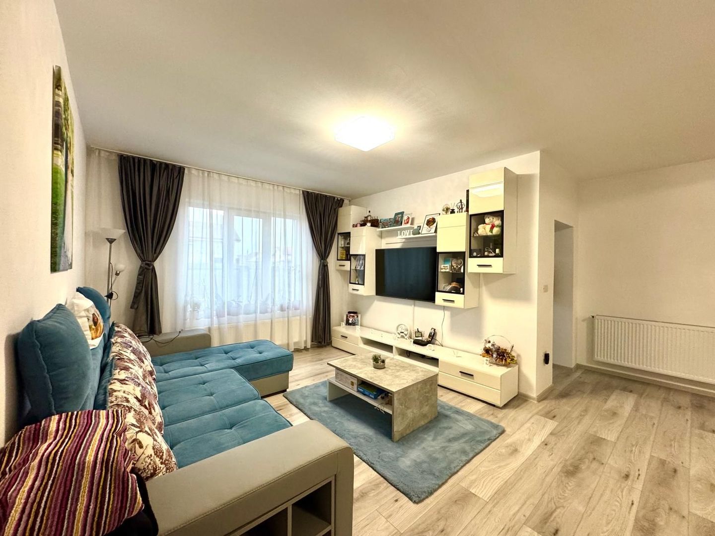 Super Pret - Duplex  4 camere - pozitie excelenta - Utvin  Comision 0% - Poză 1