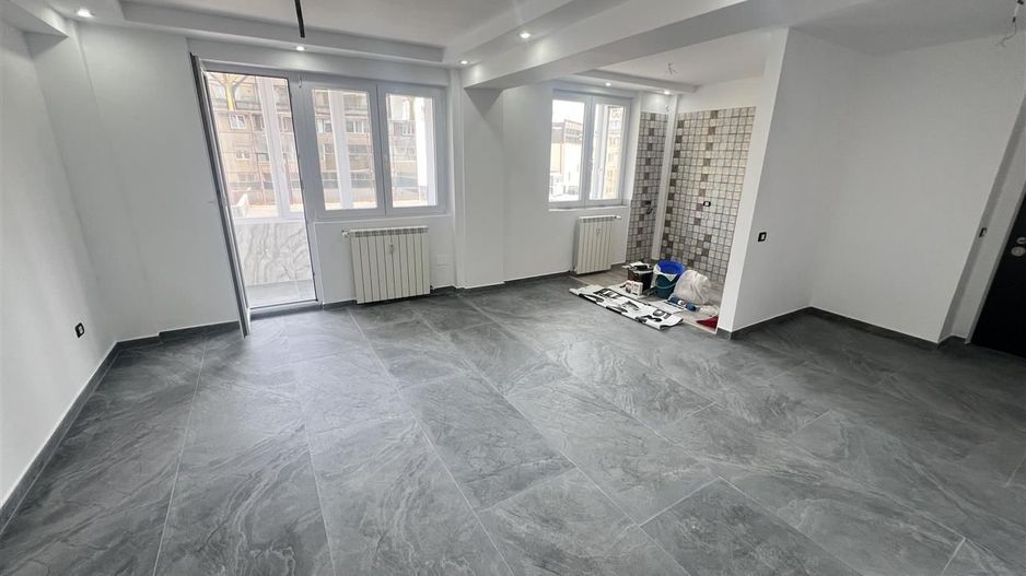 3 camere decomandat Ultracentral-Piata Victoriei  totul nou - Poză 1