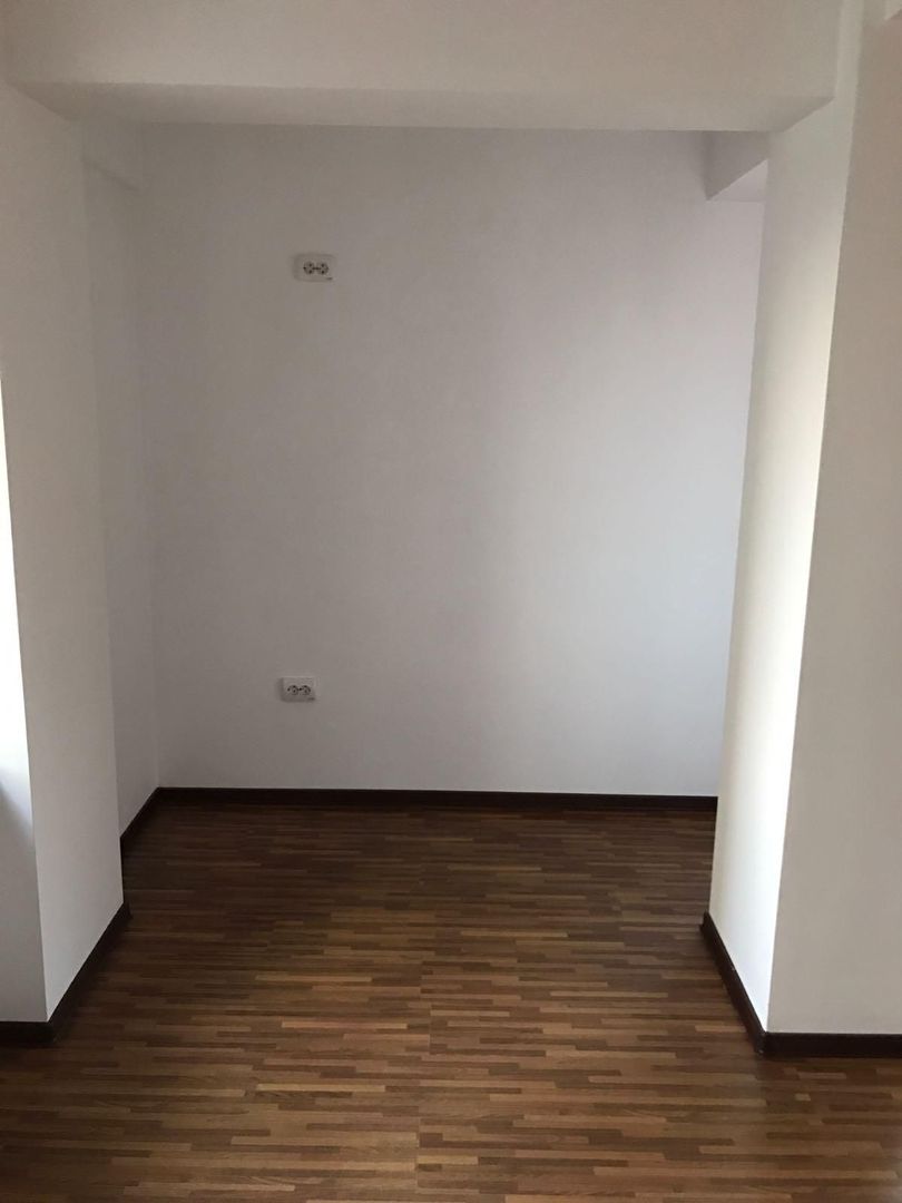 URGENT!, FARA MENTENANTA ,UTILITATI CONTORIZATE,  CURTE RELAXARE - Poză 4