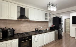 Apartament de inchiriat / etaj intermediar / Zona Porii - Poză 5