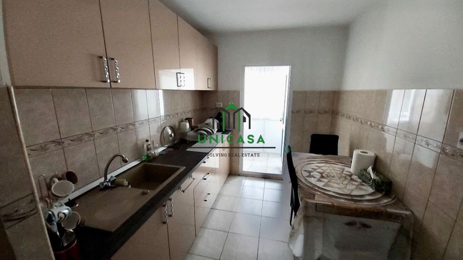APARTAMENT 3 CAMERE/ VOINEASA - Poză 1