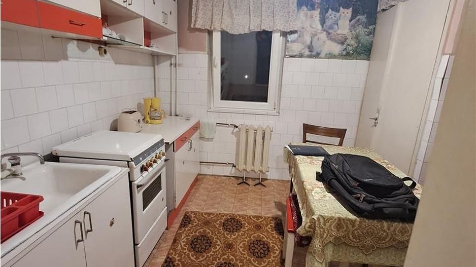 Etaj 1  Bucovina 3 camere decomandat - Poză 5