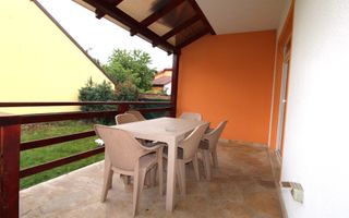 Duplex spațios – Dumbrăvița, cu garaj, bucatarie inchisa - Poză 3