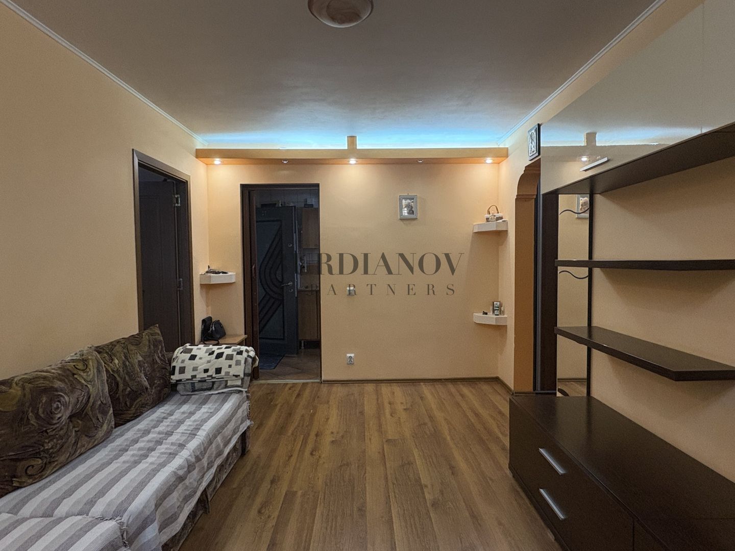 Apartament cu 3 camere - Metrou Nicolae Grigorescu - 50.9 mp total - Poză 2