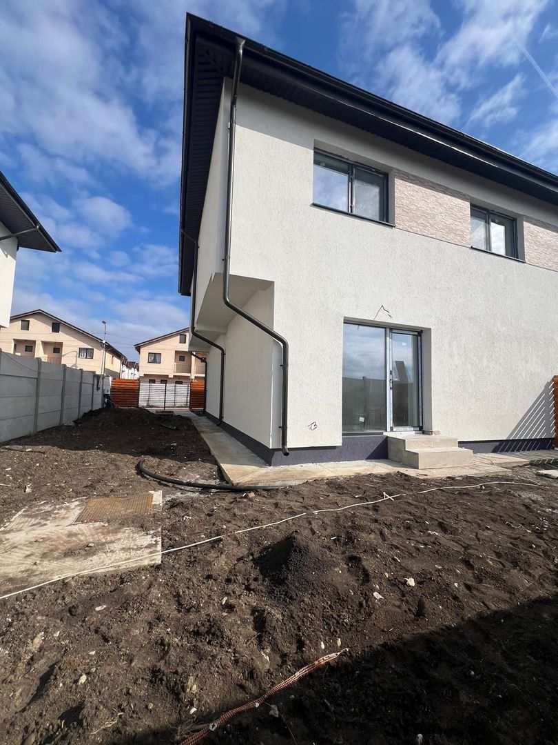 CASA DUPLEX - 4 CAMERE, TOATE UTILITATILE, COMISION 0% - Poză 5