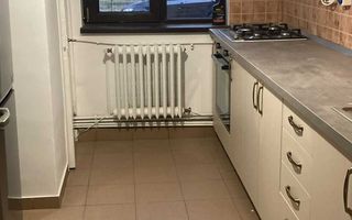 Apartament 3 camere de închiriat în Iași, zonă ultracentrală, lângă Hala Centrală și Palas - Poză 4