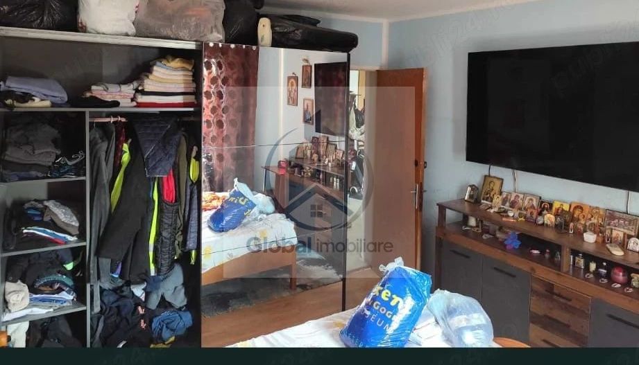 Vând apartament 4 camere zona Crangasi - Poză 2