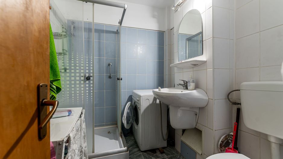 79.900 € | Vlaicu (între UTA și Lebăda) | 2 camere decomandat | lift - Poză 6