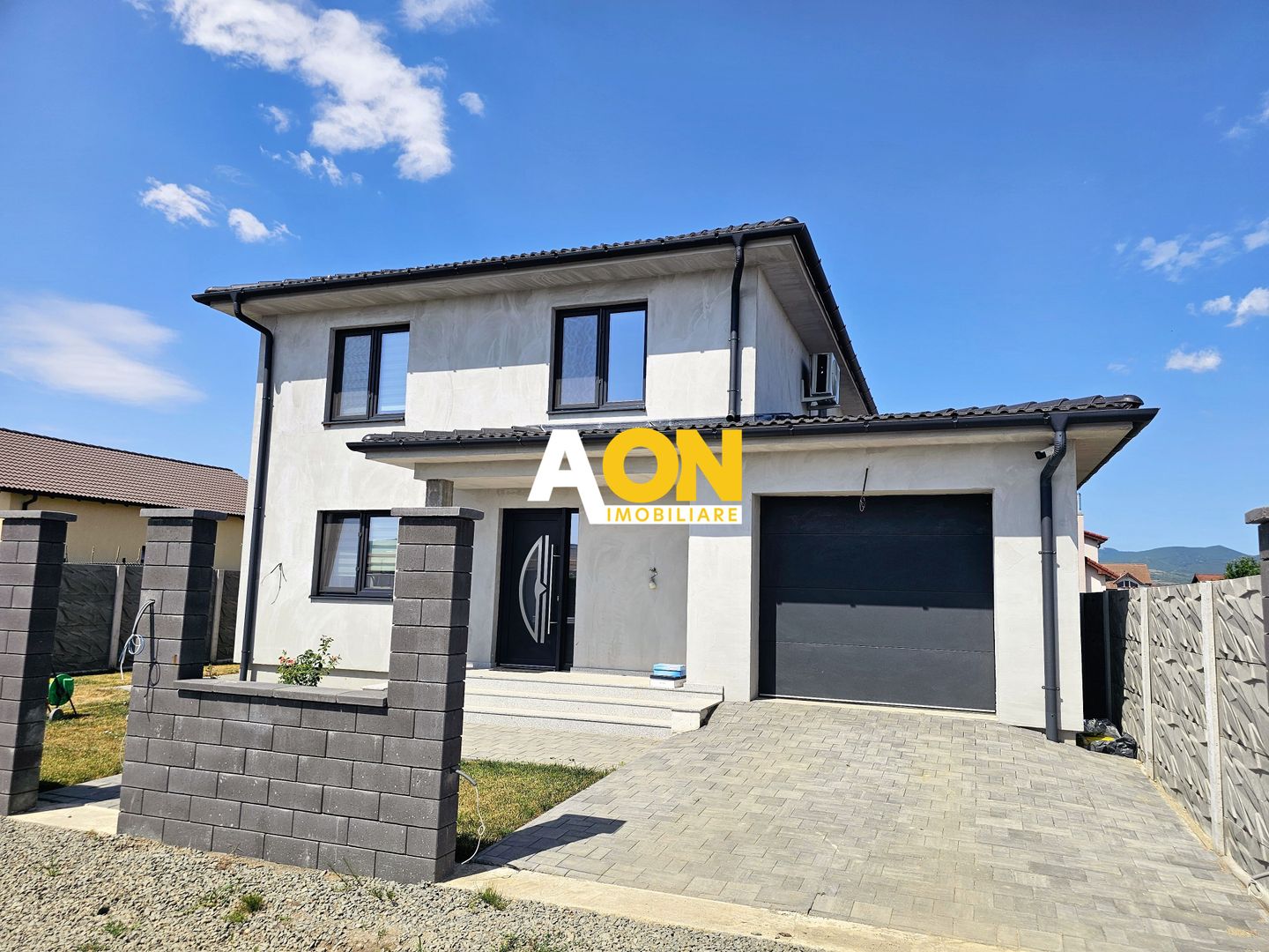 Casa spatioasa, 4 camere, mobilata, utilata, 985 mp teren, Partos - Poză 1