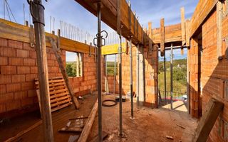 CASA INDIVIDUALA DE VANZARE SOPOR 800MP CURTE - Poză 10