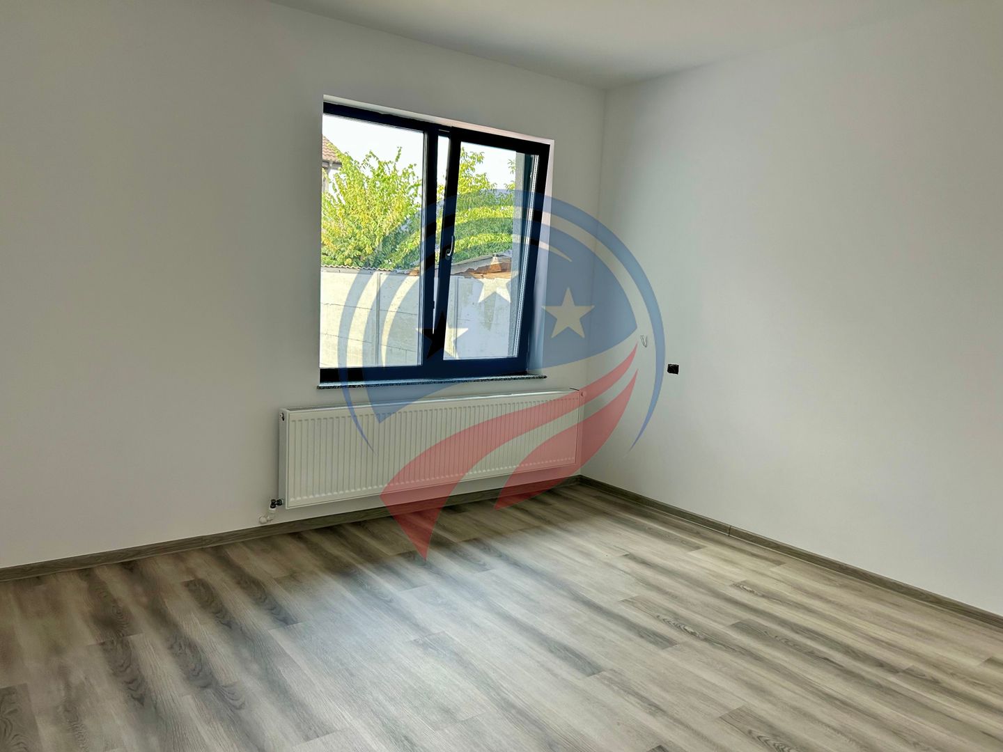 Casă de vânzare în Damila | 498 mp teren | 143 mp construcție | 12 ml deschidere - Poză 4