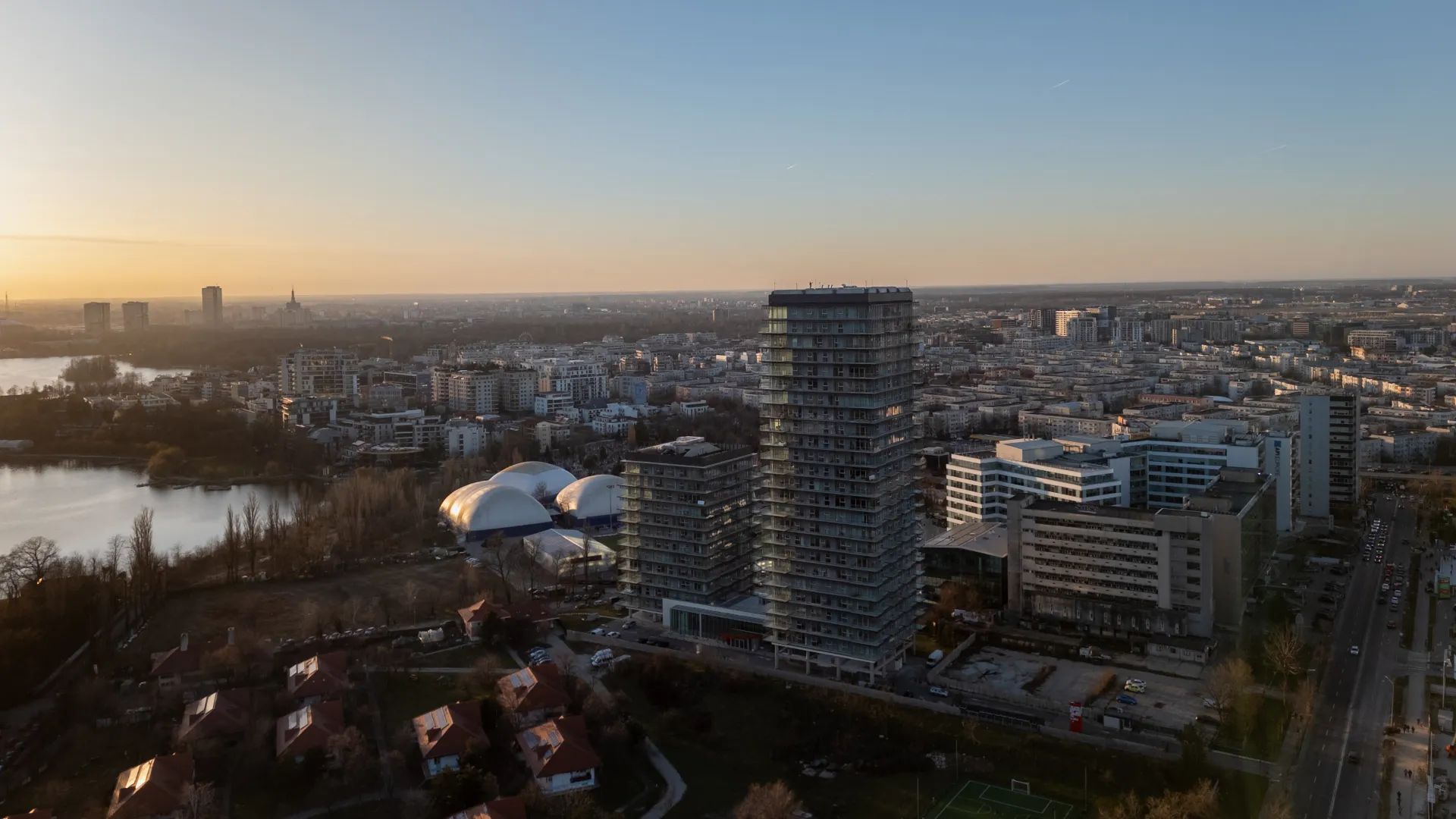 APARTAMENT LUX | 2 CAMERE |  VEDERE LA LAC | FLOREASCA | PARCARE+BOXA - Poză 2