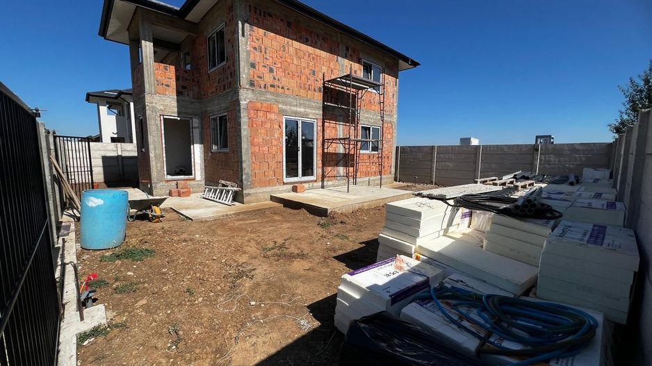 CASA INDIVIDUALA CLINCENI, 4 CAMERE, FINALIZARE AUGUST 2025, COMIS 0% - Poză 1
