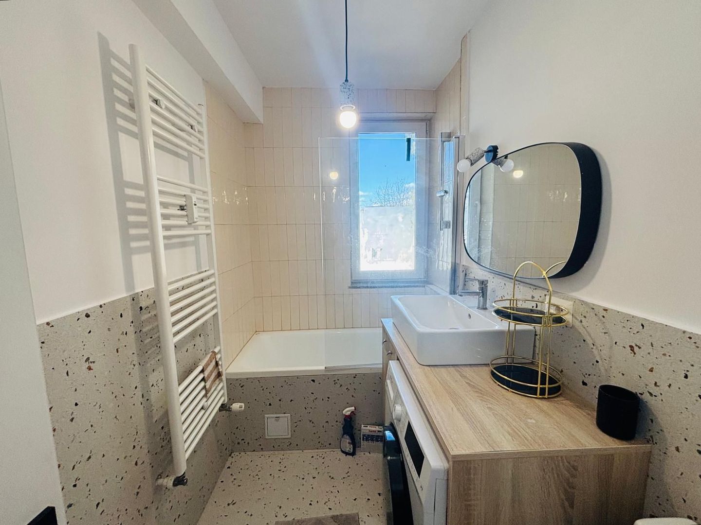 Apartament 3 camere I Ultracentral I 50 mp I 400 € I Suceava - Poză 5