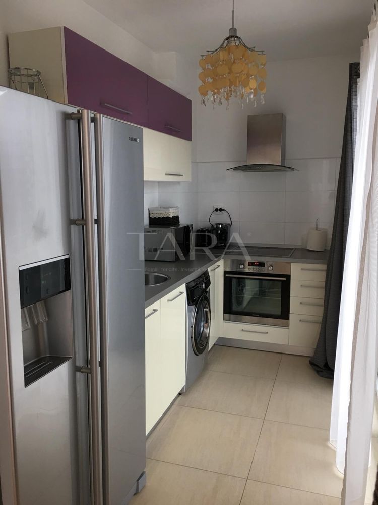 Apartament cu 4 camere, terasă de 97 mp, parcare inclusă. - Poză 2