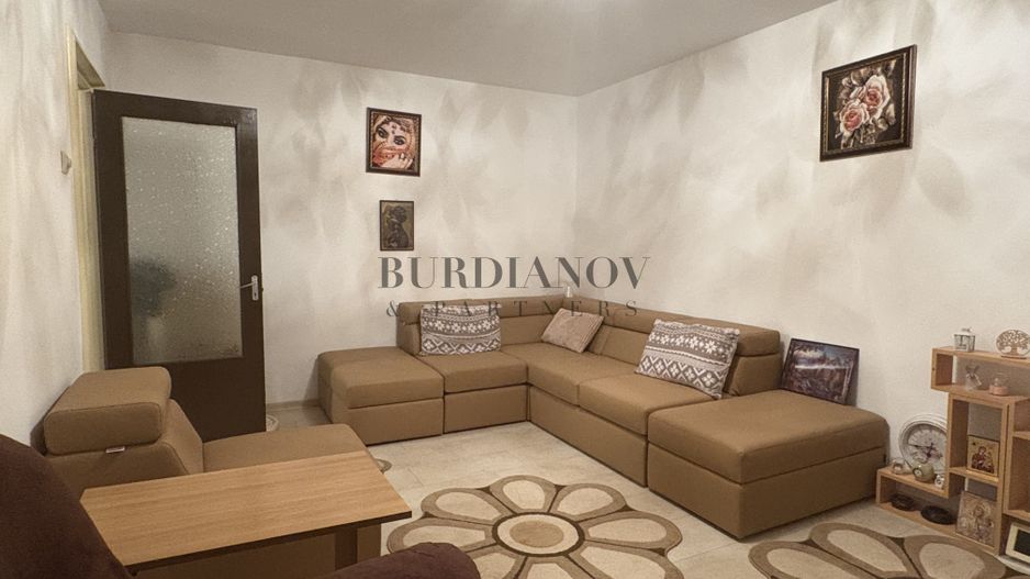 Apartament cu 3 camere de vânzare - 1 Decembrie 1918 - Sector 3 - Poză 3