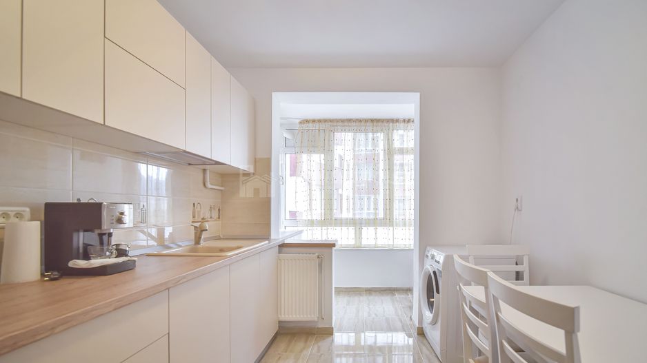 Apartament superb 3 camere, decomandat, Centrul Civic - Poză 3