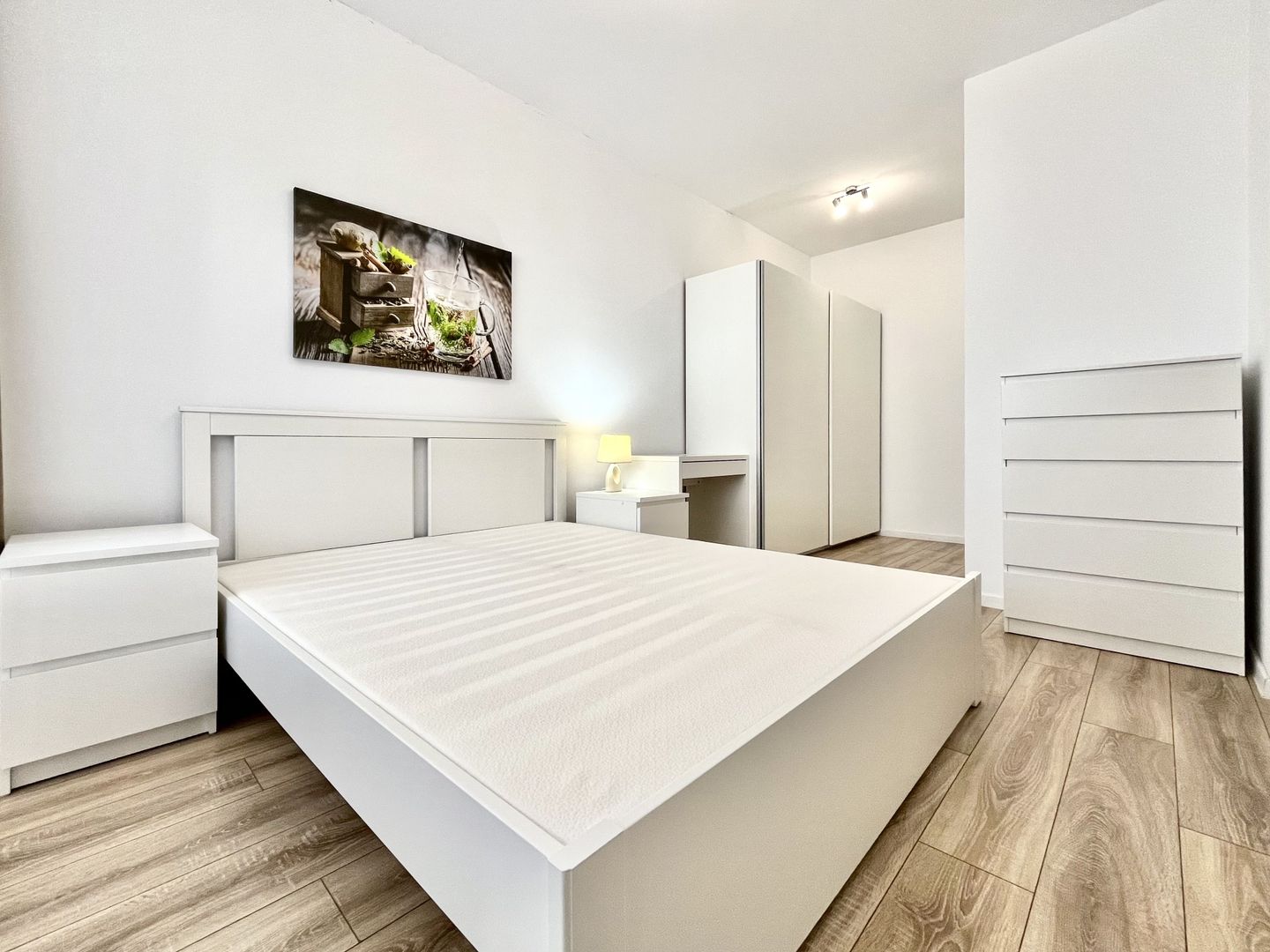2 camere | vibrant si primitor| XCITY TOWER| zona Iulius Town - Poză 5