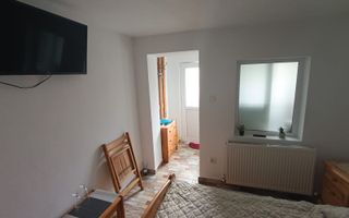 OPORTUNITATE INVESTIȚIONALĂ | CASĂ ULTRACENTRALĂ ÎN CĂLIMĂNEȘTI-CĂCIULATA | - Poză 8