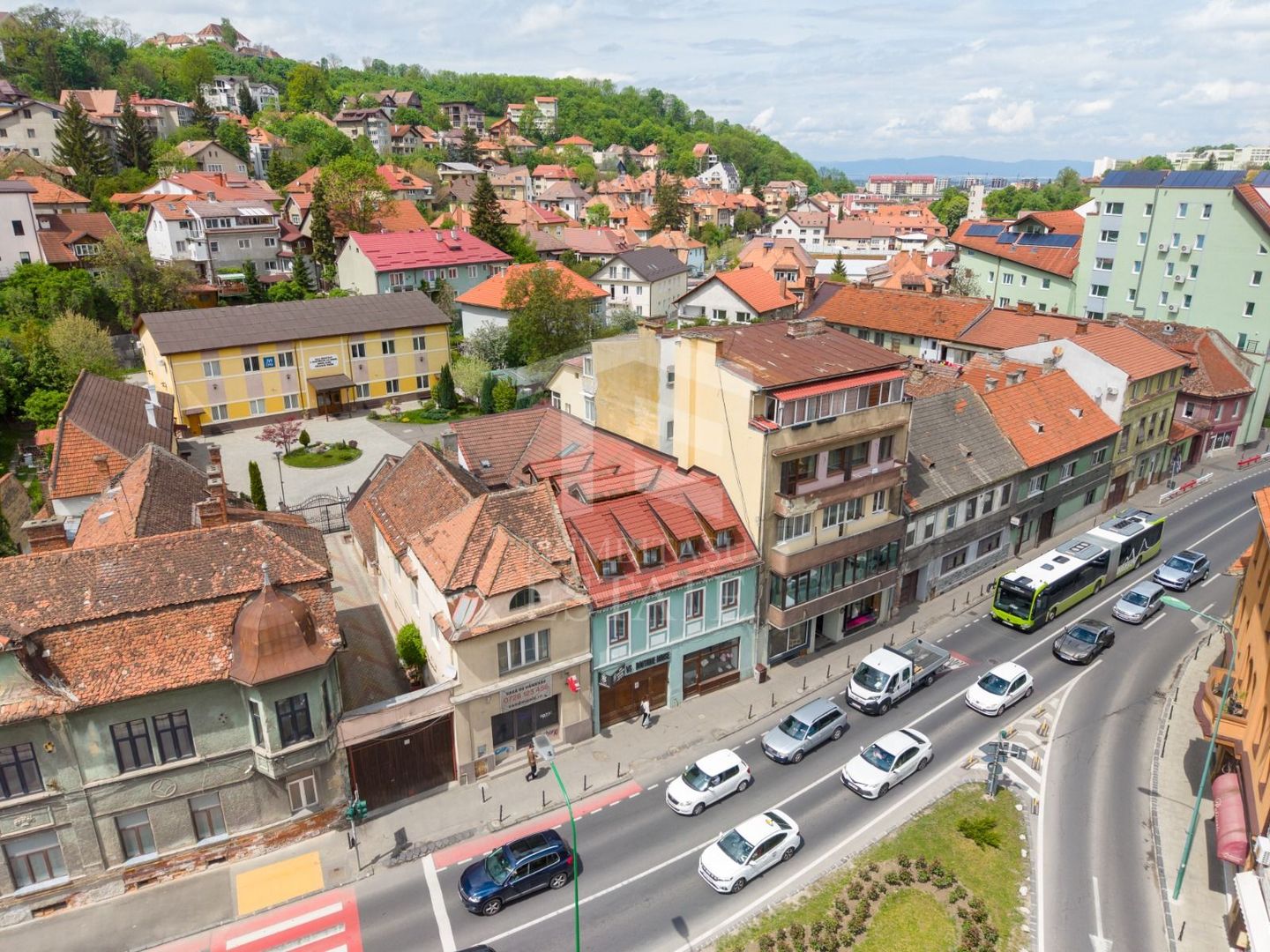 Spațiu comercial stradal de închiriat - Central - Iuliu Maniu - 72mp - Poză 16