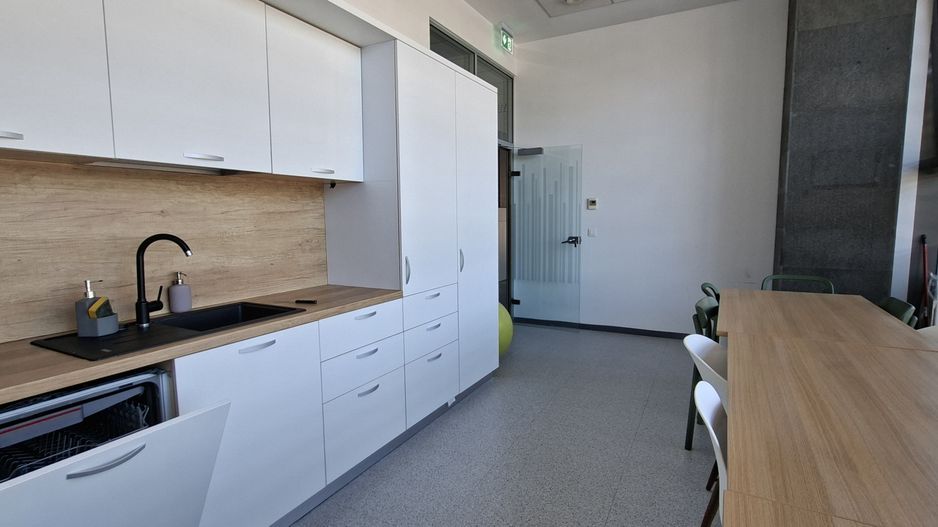 Spatiu pentru birou 258mp - Piata 700 - Poză 7