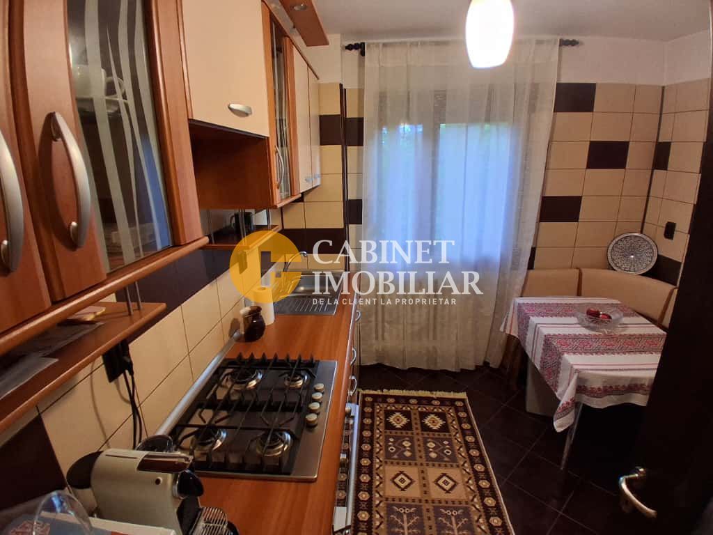 Apartamnt 2 camere, semidecomandat, Zona Tatarasi, Iasi - Poză 3