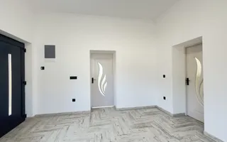 Inchiriere Casă 3 camere 154 mp, Teren 630 mp - Str. T. Vladimirescu - Carei - Poză 14