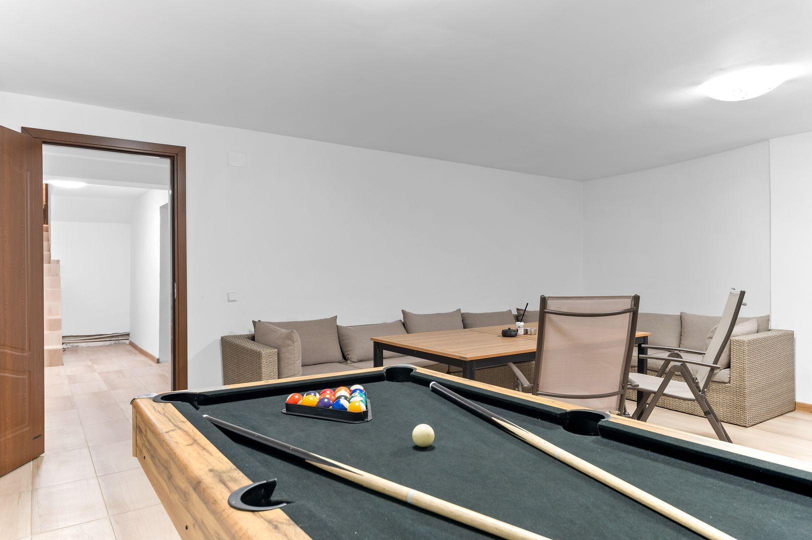 DE VANZARE  Vila 9 camere Colentina - Poză 47