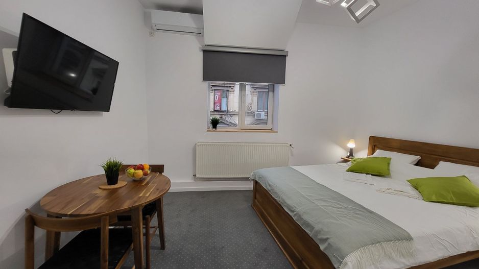 De vanzare 2 camere zona Ultracentral/Str.Lipscani/Centrala Proprie - Poză 1