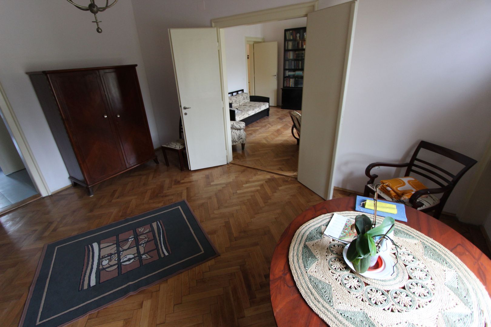 Apartament spatios 3 camere,zona medicina - Poză 17