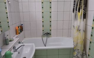 APARTAMENT 2 CAMERE DECOMANDAT RENOVAT - Poză 9