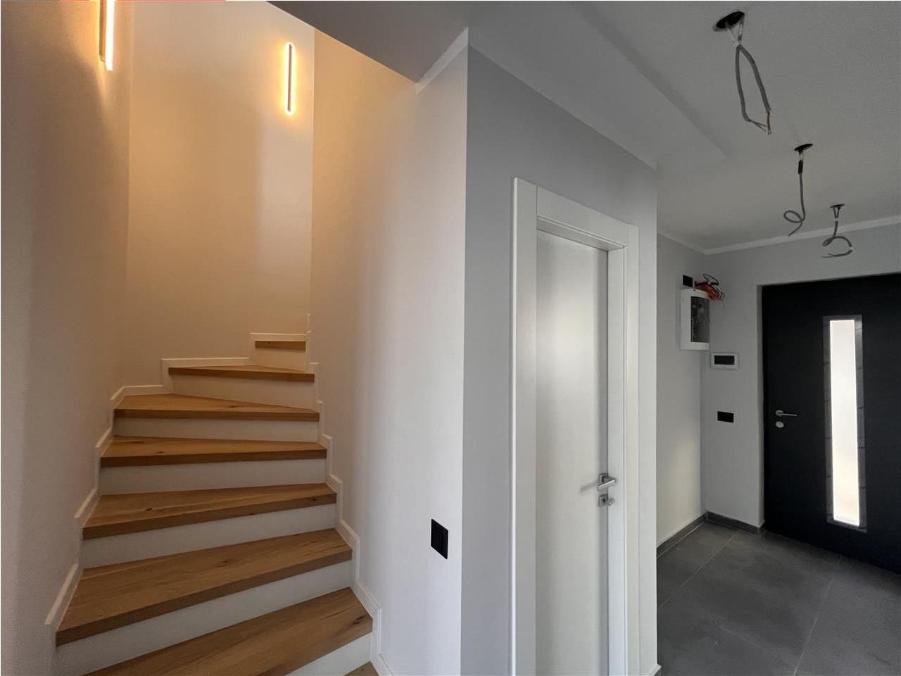 Vila 5 camere | Otopeni | 23 August - Poză 7