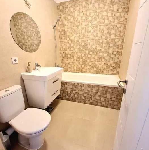 Apartament Etaj 1, 2 camere  plus dressing   zona Compa  Vasile Aaron - Poză 6