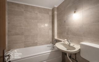 Apartament 3 camere, decomandat, zona Micalaca - Poză 9