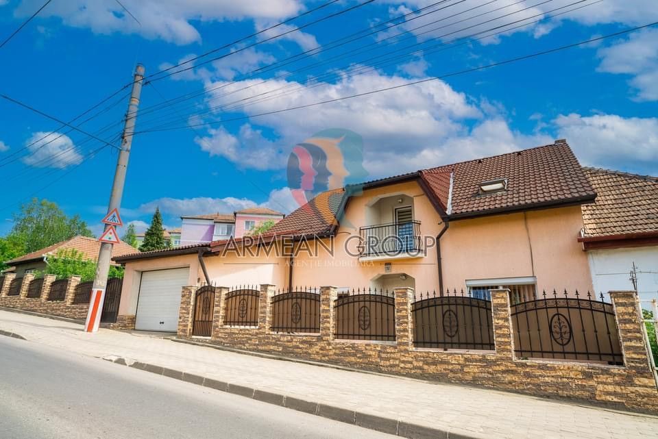 Casa mare de 5 camere - Poză 2