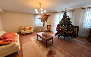 Casa pretabila Pensiune/Camin de Varstnici + Spatii Comerciale Parter - Poză 2