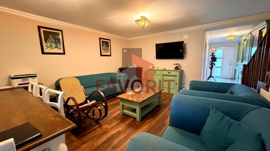 Duplex | 4 camere | Mobilat | Panouri solare | Asfalt | Utvin | - Poză 3