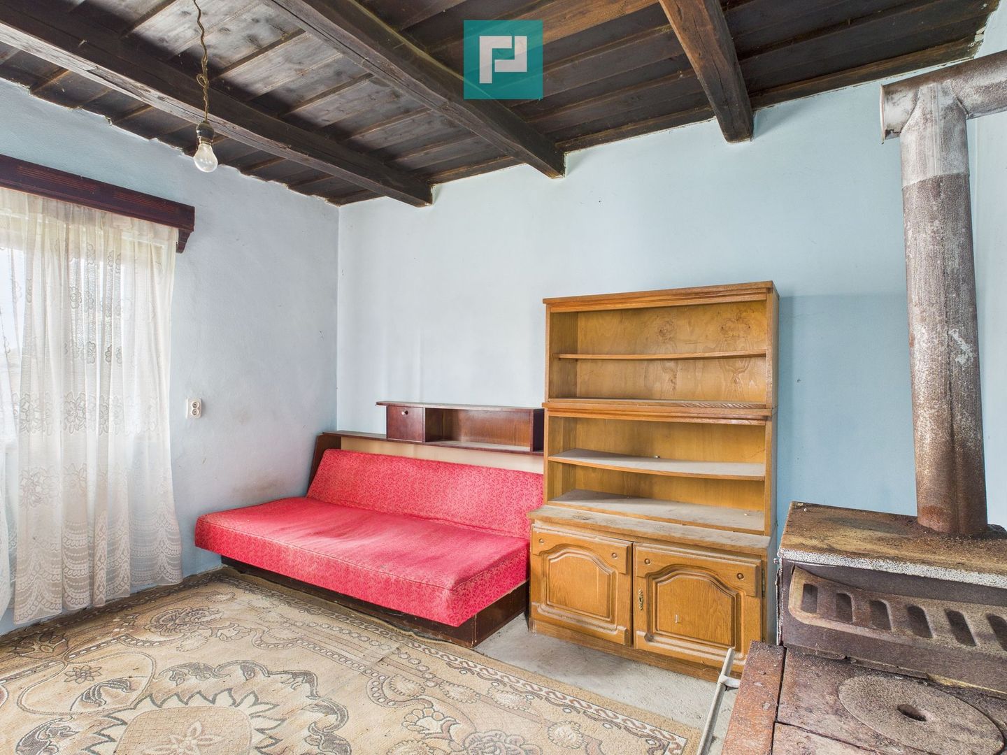 Casă cu 4 camere în Buhani, Dezna - Poză 13