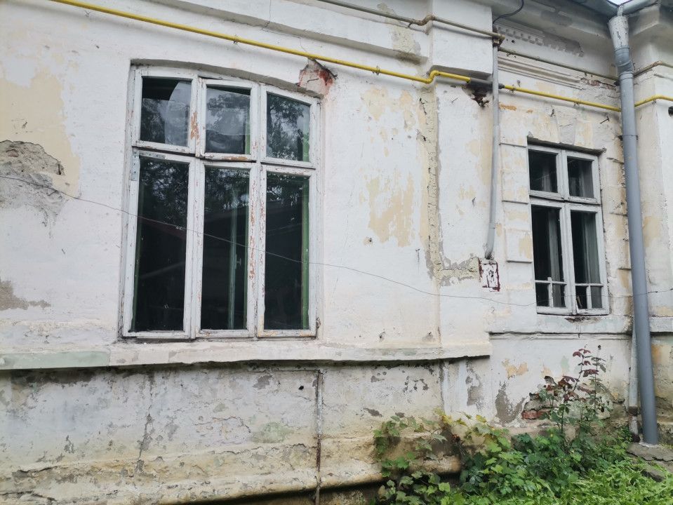 Vanzare casa veche, strada Trivale - Poză 2